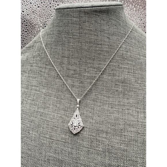 Stauer 925 Necklace Chain Pendant Sterling Silver CZ - Picture 8 of 9